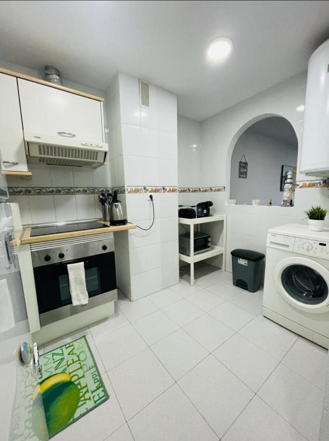Two Bed, Two Bath Apartment With Sea Views - Angel De Miraflores มาลากา ภายนอก รูปภาพ
